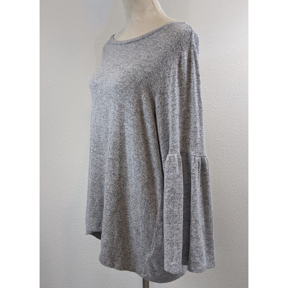 Philosophy Woman Pullover Tee Sweatshirt Grey Plus Size 1X Long Bell Sleeves - Picture 2 of 6